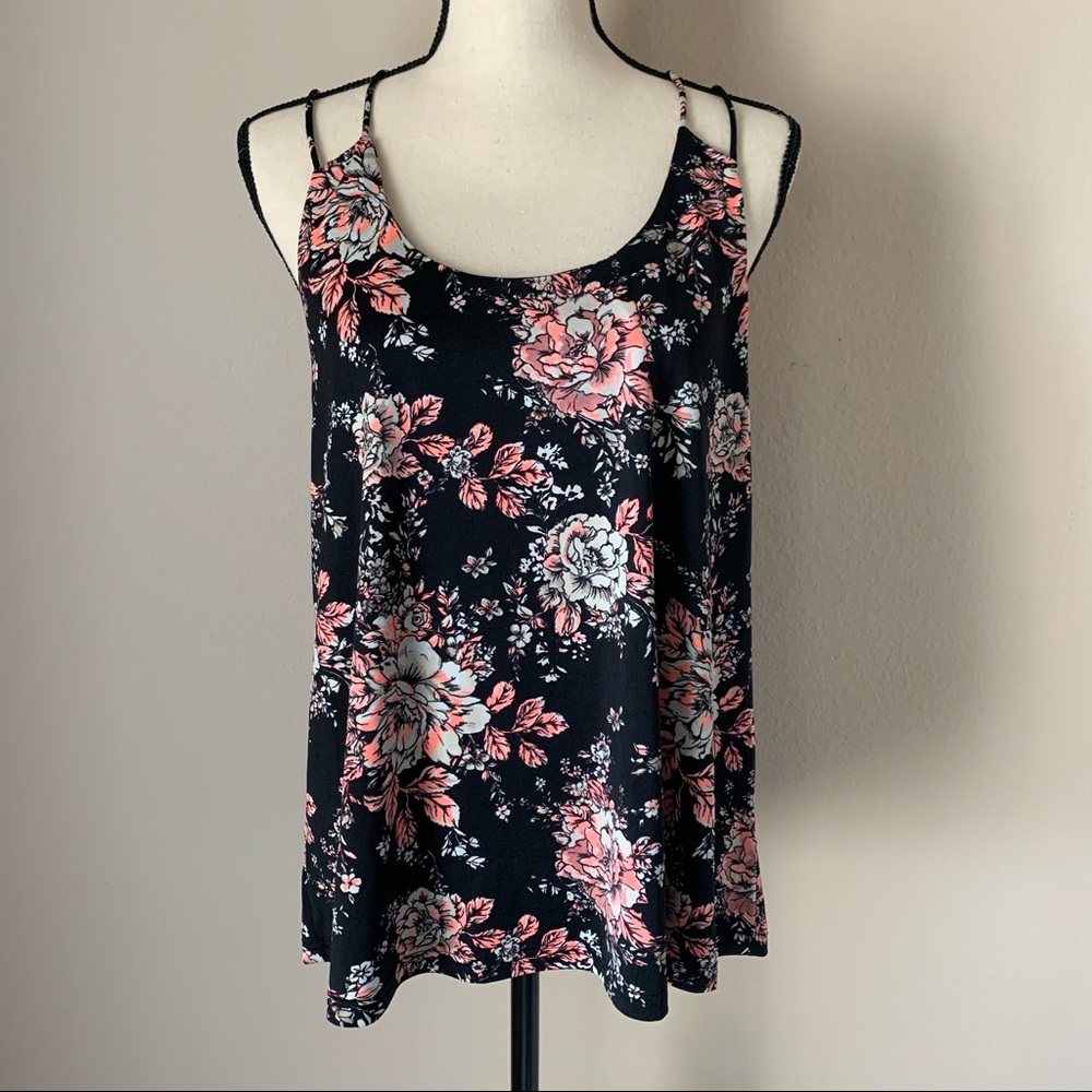 Sweet Wanderer Floral Tank L